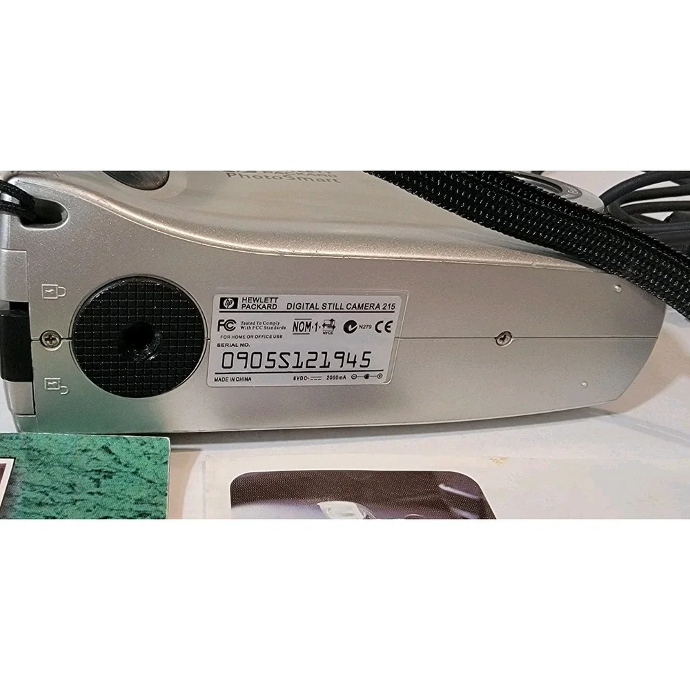 HP PhotoSmart 215 1.3MP Digital Camera Complete‎ Set Works *Parts Or Repair*